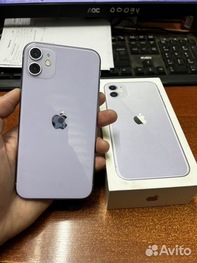 iPhone 11, 64 ГБ