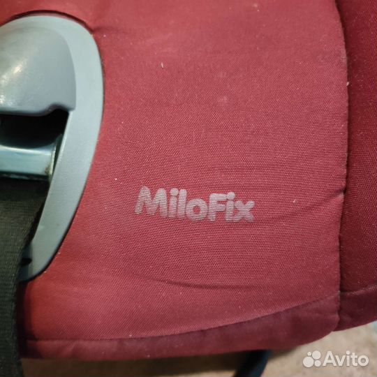 Автокресло Maxi Cosi MiloFix