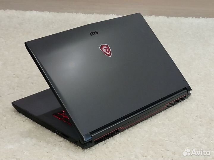 MSI GV72 i5/16GB/GTX1050/SSD255/1TB
