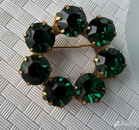 Брошь изумрудное чешское стекло СССР винтаж