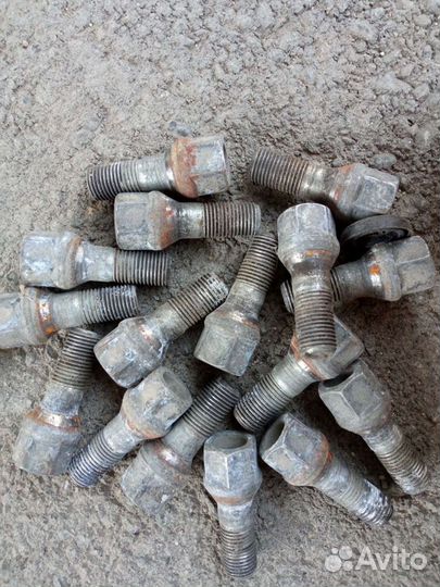 Колесные болты на классику