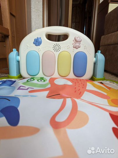 Развивающий коврик с пианино