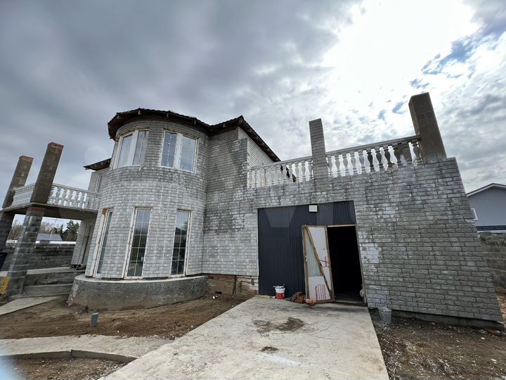 Дом 266 м² на участке 6,2 сот.