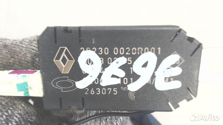 Антенна Renault Latitude, 2013