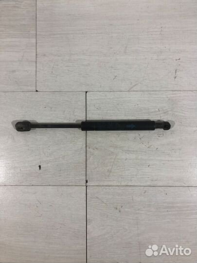 Газовый упор капота BMW X3 e83 2.5 ат