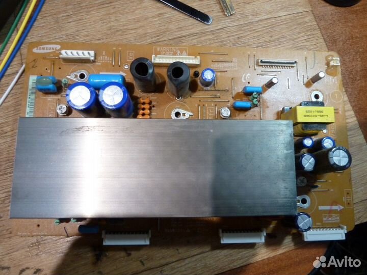 Комплектующие тв. samsung и т. д