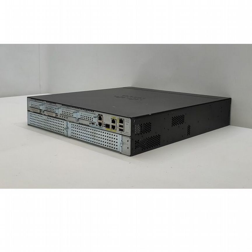 [2921/K9] Маршрутизатор Cisco 4 Ports Rj45/Base-T