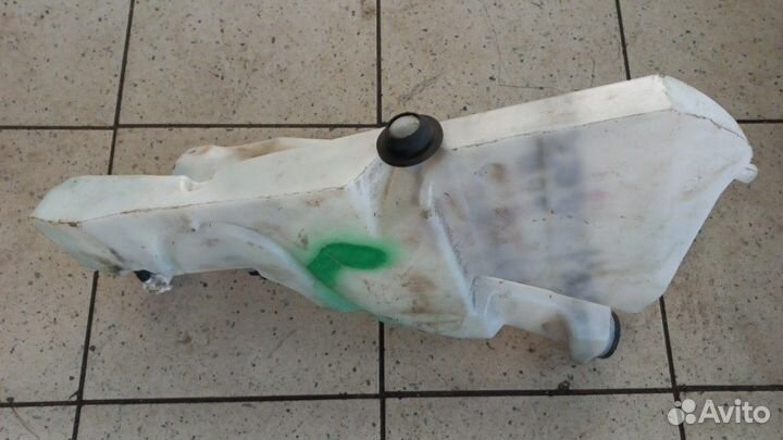 Бачок омывателя Land Rover Range Rover Velar