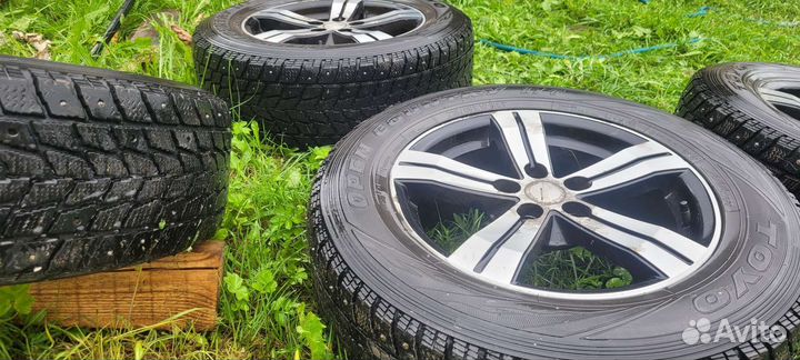 Toyo Open Country I/T 215/65 R16 98T