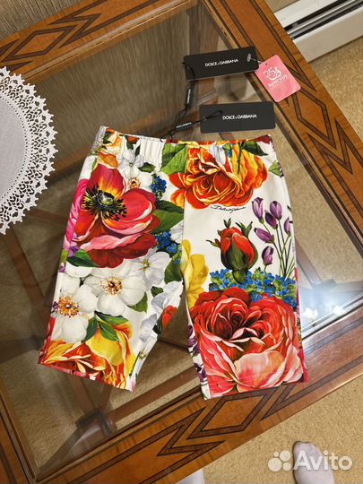 Шорты dolce gabbana для девочки р.110 новые