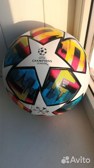 Мяч Adidas футбольный