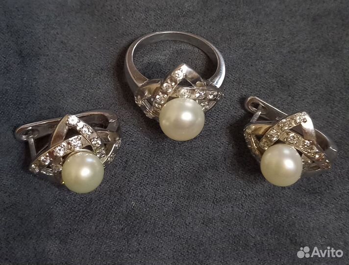 Серебряный комплект кольцо и серьги