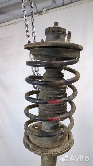 Амортизатор подвески правый передний Volvo 940