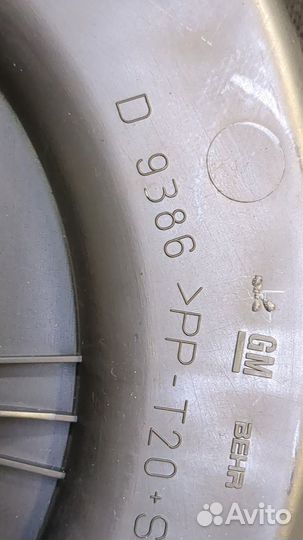 Двигатель отопителя Opel Zafira B