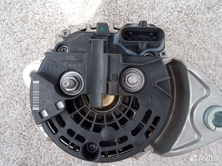 Генератор Volvo