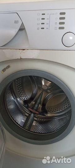 Стиральная машинка Ariston бу рабочая