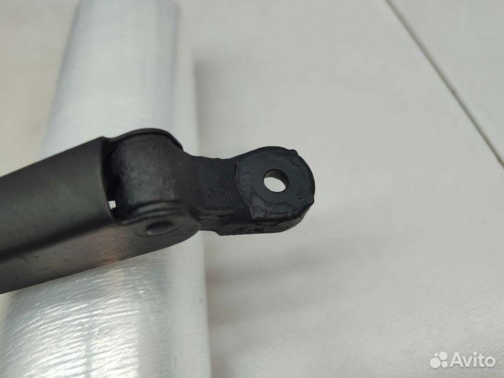 Поводок заднего дворника Suzuki Swift MA 1997 г.в