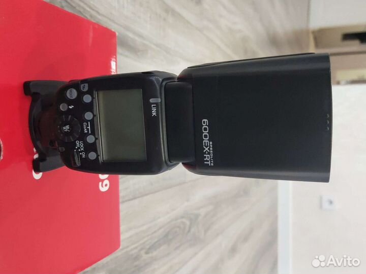 Canon speedlite 600EX-RT