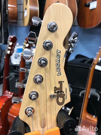 Электрогитара G&L