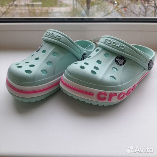 Crocs сланцы детские