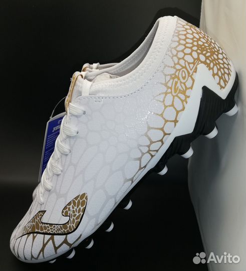 Футбольные бутсы Joma