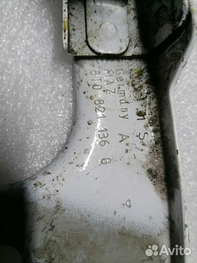 Кронштейн переднего крыла audi A5 8T