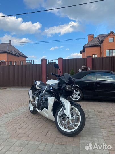 BMW K1300R