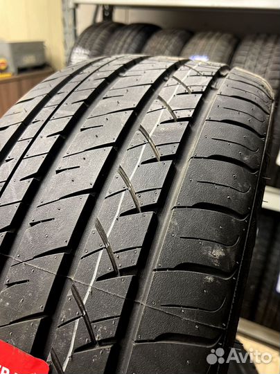 iLink Thunder U09 275/45 R21 142H