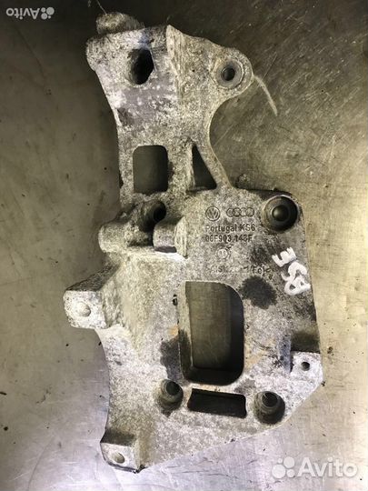 Кронштейн генератора насоса bsevw Audi Skoda