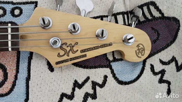 Бас-гитара SX Индонезия, как новая