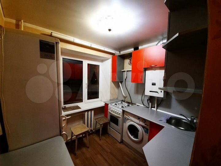 2-к. квартира, 40 м², 1/5 эт.