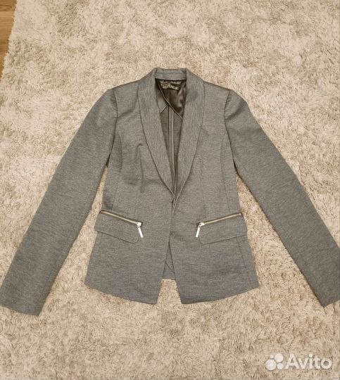 Брючный женский костюм love republic 44 размер