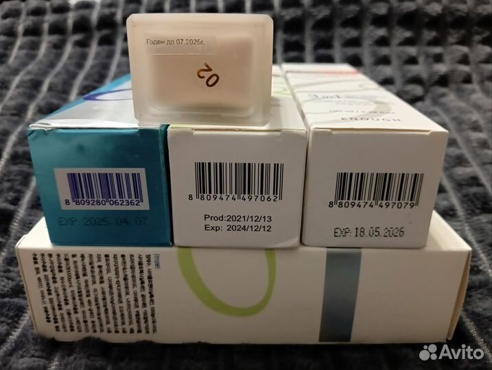 Тональный крем новый