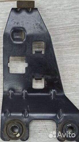 Крепление кронштейн бачка гура кия Рио 3 соляр3