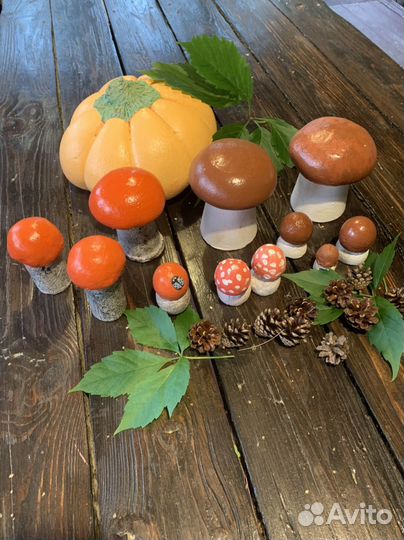 Садовые фигуры- Грибы из бетона