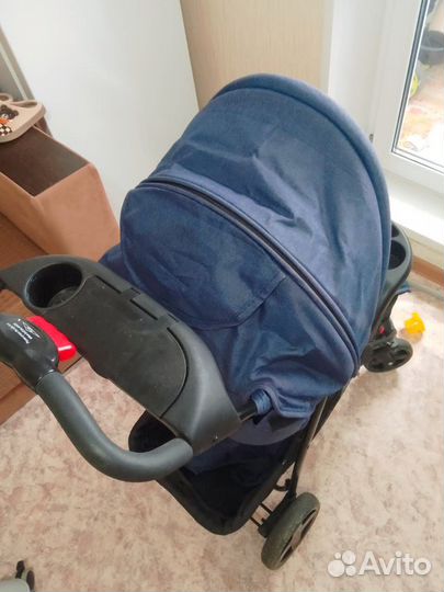 Коляска прогулочная 2 в 1