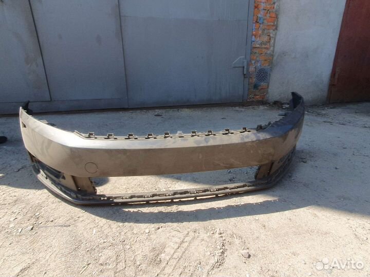 Передний бампер passage b7