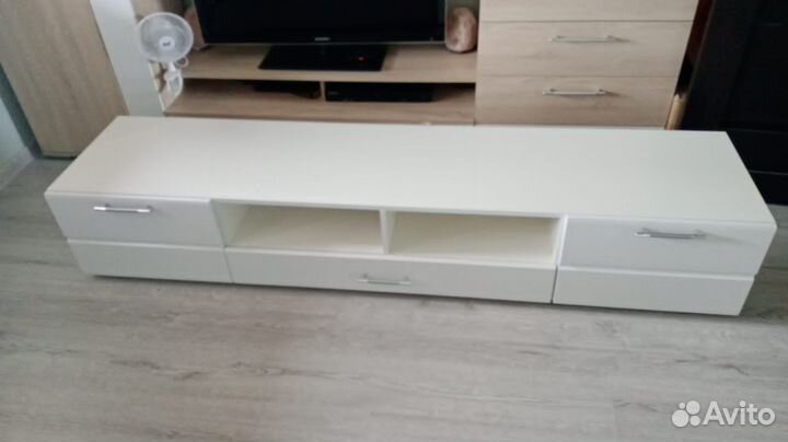 Тумба под Тв