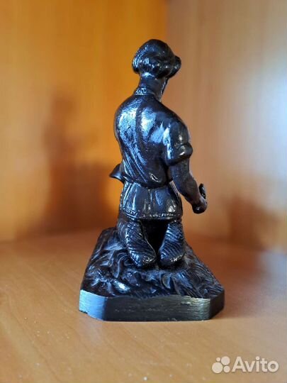 Чугунное литьё Данила мастер и каменный цветок