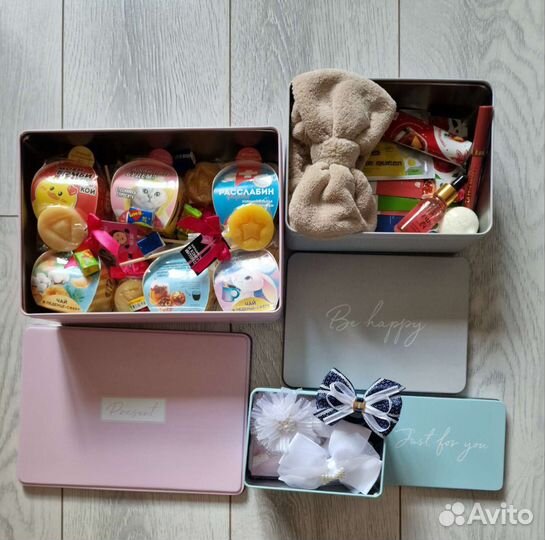 Набор подарочных коробок