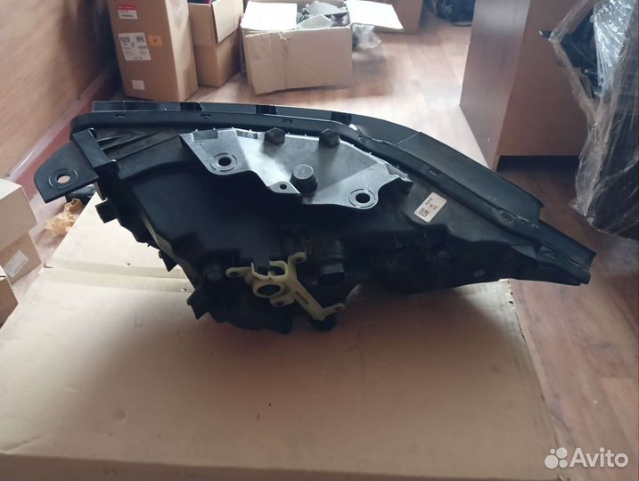 Фары правая genesis G90 full LED 2019