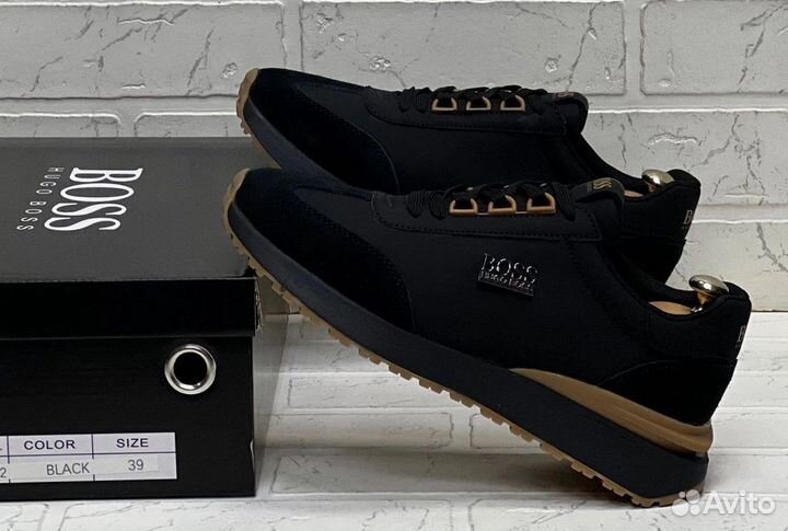 Кроссовки Boss универсальные