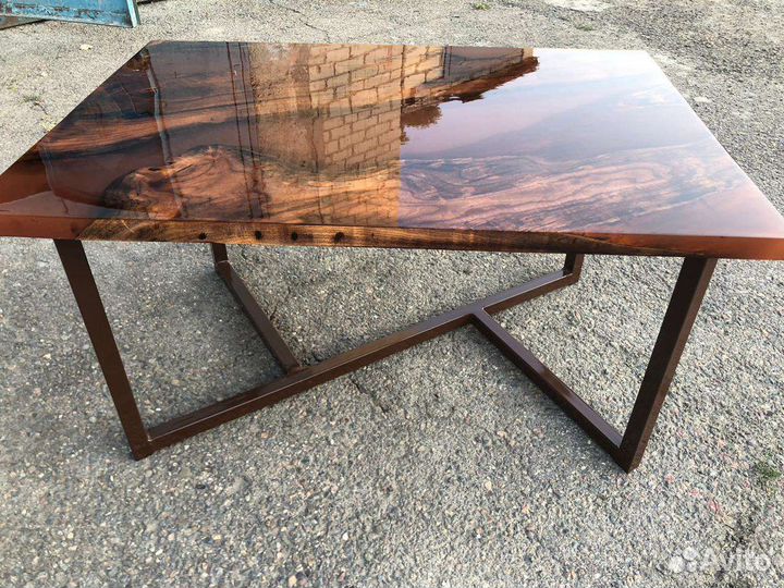 Изготовим стол из эпоксидной смолы и слэбов