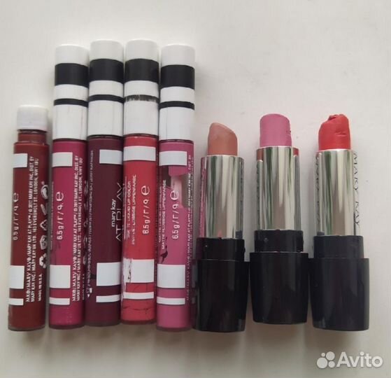 Помады Mary Kay