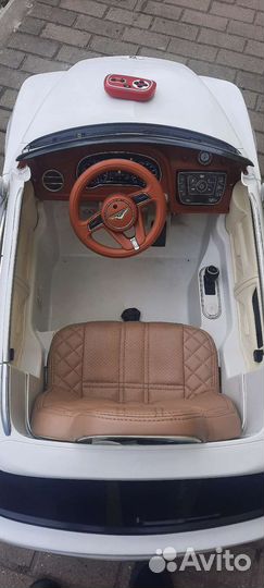 Детский электромобиль