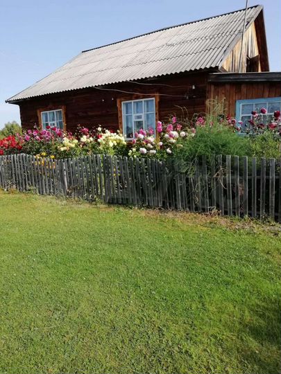 Дом 76 м² на участке 80 сот.
