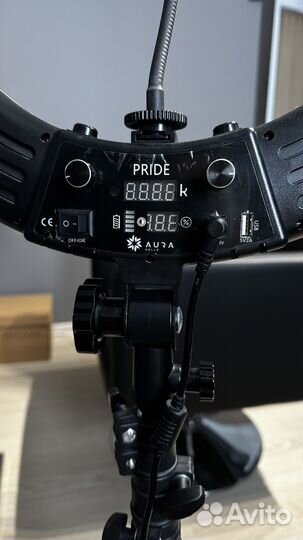 Кольцевая лампа 45 см со штативом