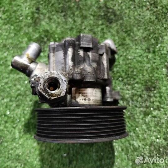 Насос гур Mercedes s-class w221 3.0CDI om642