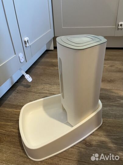 Кормушка для кошки / собаки