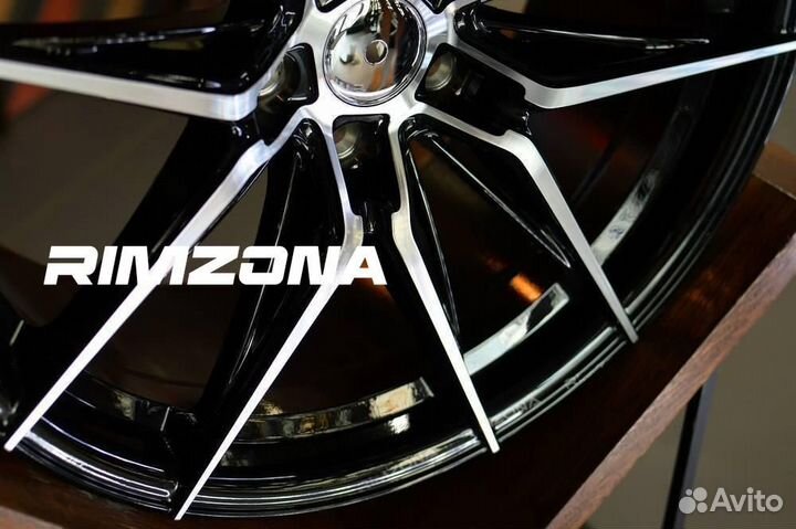 Литые диски Rohana RFX13 R18 et38.0 5x114.3